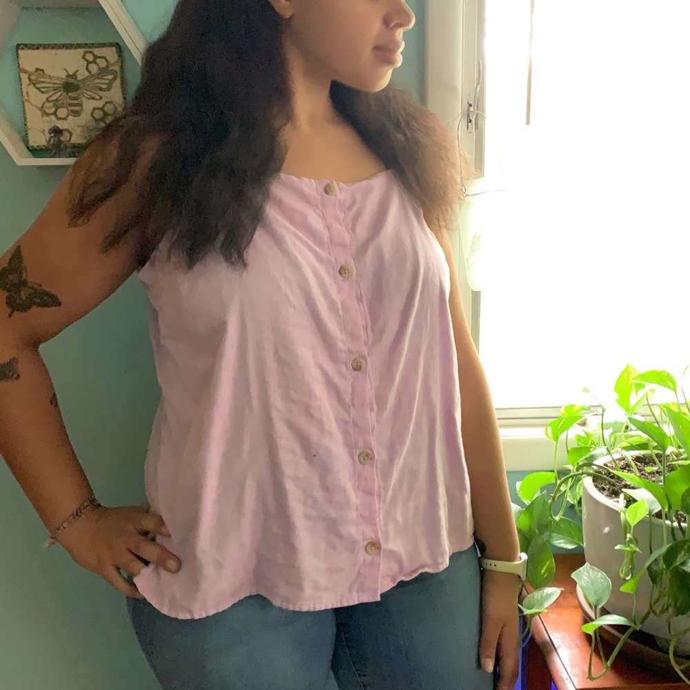Old Navy: Sleeveless Blouse